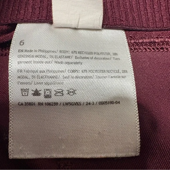 Lululemon Athletica Women’s 6 Wide Leg Maroon Leggings - Picture 6 of 11